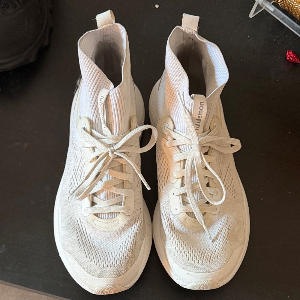 lululemon athletica Women's white High-Top Sneakers